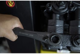 4 In 1 Double Crescent Key Set26